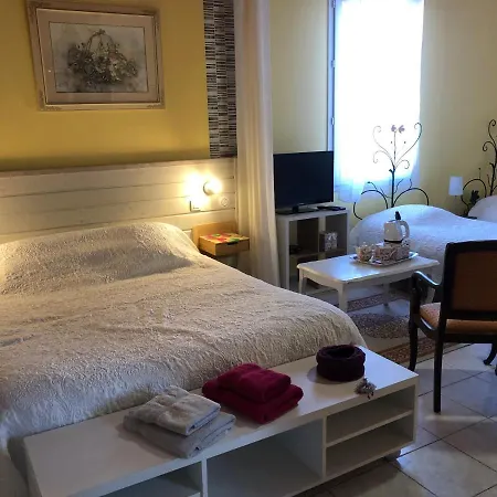 Domaine De L'ile - Et D'hotes 3* Castelsarrasin