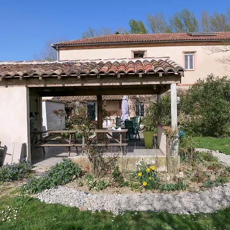 Domaine De L'ile - Et D'hotes בית הארחה 3*