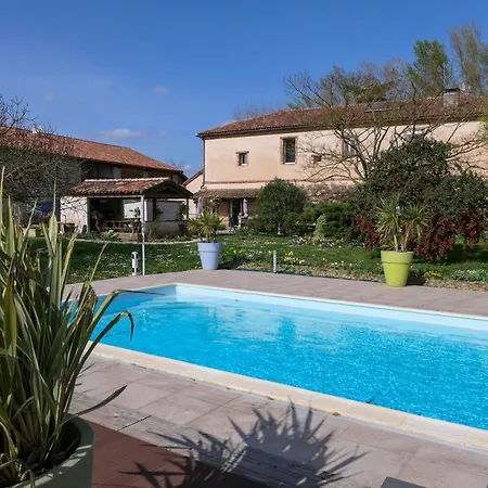 Domaine De L'ile - Et D'hotes Castelsarrasin