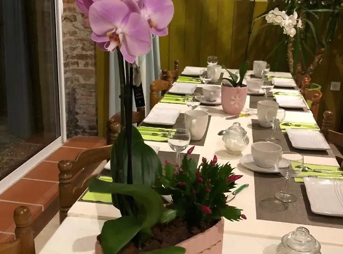 Domaine De L'ile - Et D'hotes بيت ضيافة 3*